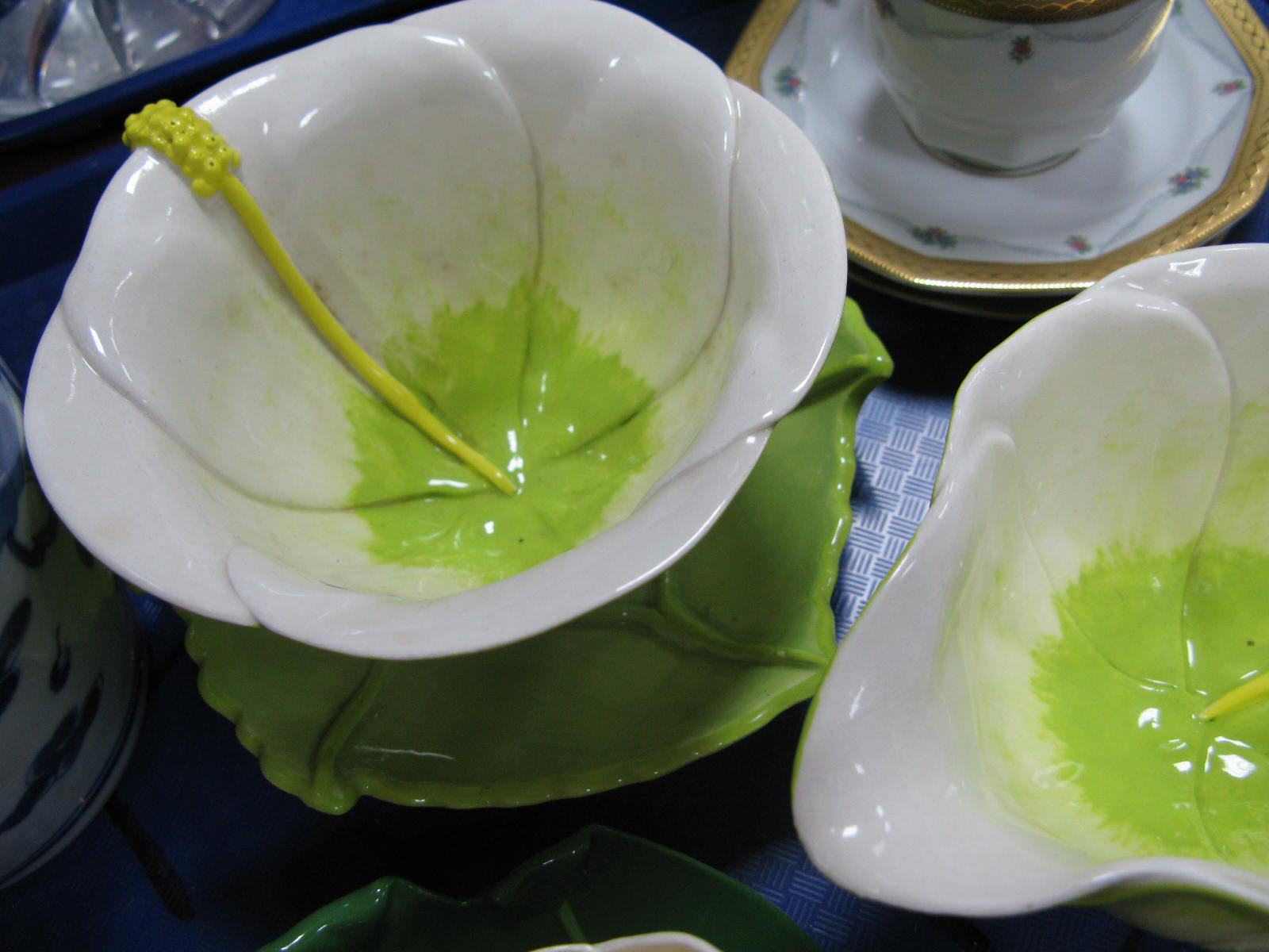 A Victorian Pink Glass Vase, of baluster form, flared rim with applied green glass snake, a late XIX - Image 6 of 8