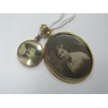 A Hallmarked 9ct Gold and Glass Double Sided Locket with screw top, together with a small double