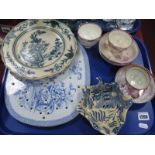 XIX Century Wedgwood Lustre Tea Bowls and Saucers, XIX Century blue and white drainer, pickle