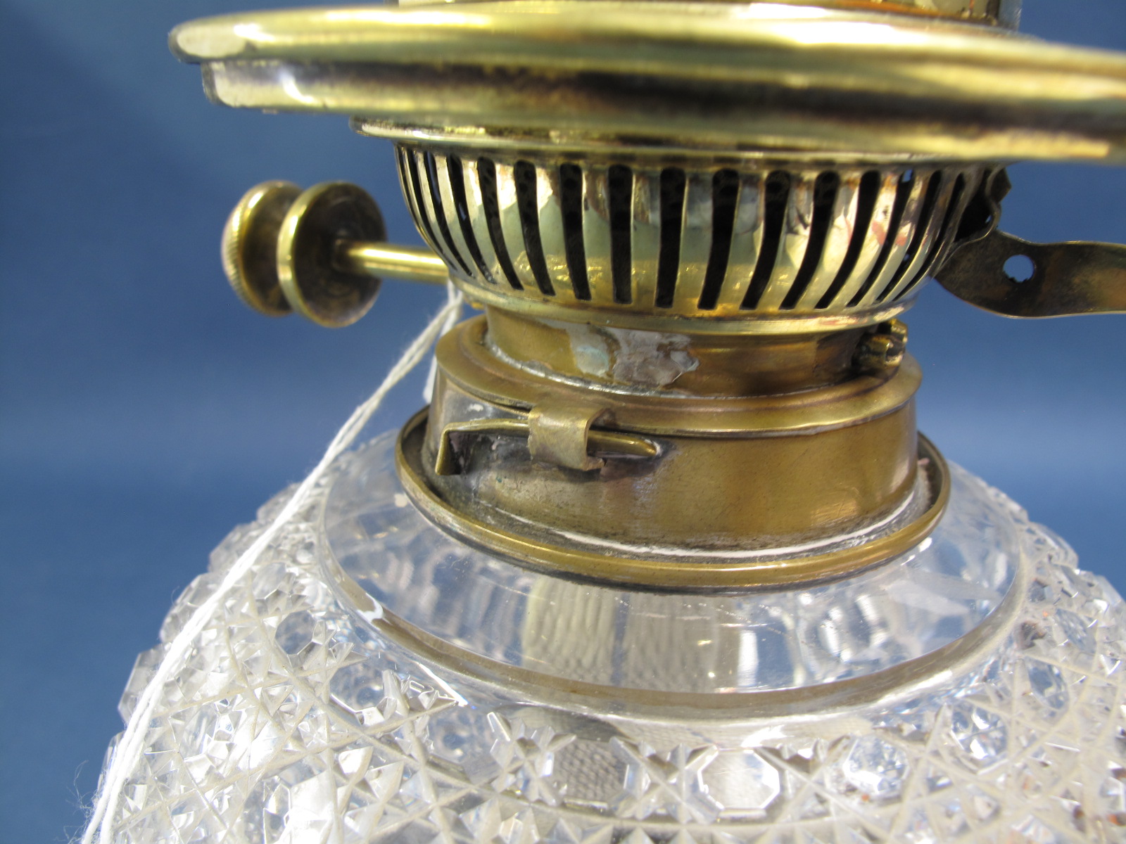 A Circa Early XX Century Hukin & Health Plated Oil Lamp, the circular base and column allover - Image 4 of 5