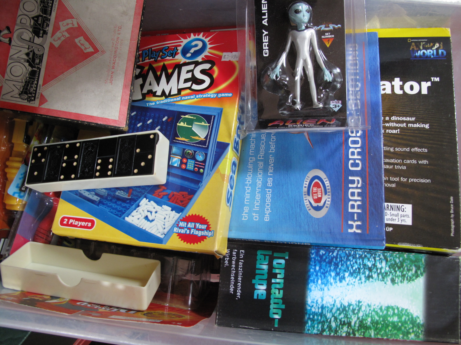 Vintage Games, including war-time Monopoly, dominoes etc; plus a boxed 'Bubble ' lamp:- One Box