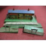 A 1930's 'O' Gauge Hornby Electric Station - 'Windsor', opening doors, with two platforms and