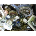 Cabinet Plates, horse brasses, brass horse etc:- One Box