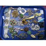 A Collection of Assorted Costume Brooches:- One Tray.