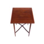 EDWARDIAN PERIOD MAHOGANY AND SATINWOOD CROSS BANDED OCCASIONAL TABLE the square top, above a