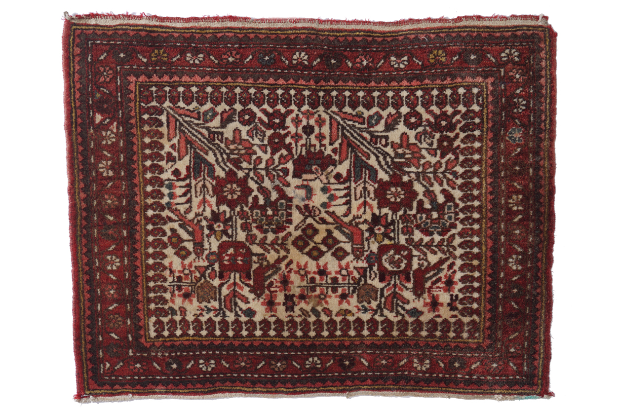 AFGHAN RUG 85 x 65 cm.