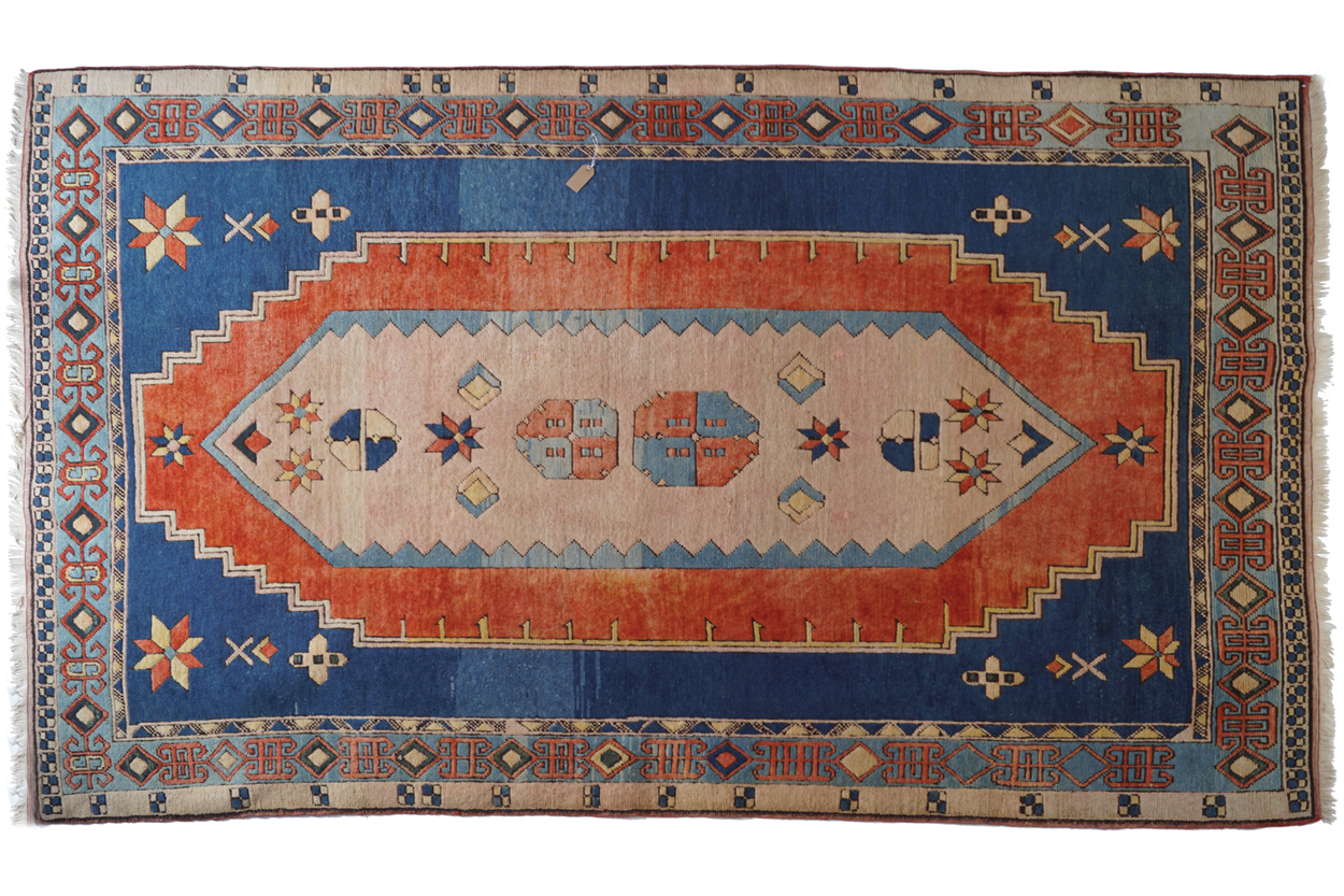 TURKISH RUG 305 x 185 cm.