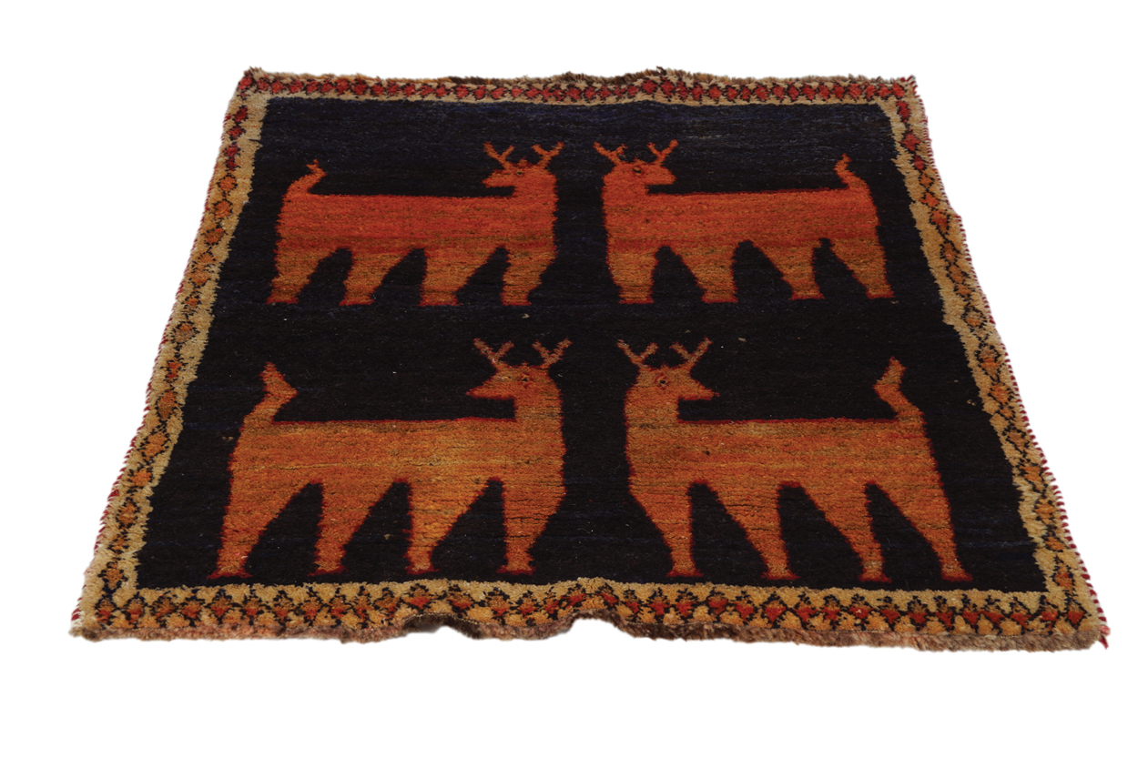 TRIBAL RUG