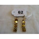 Pair of 18ct gold drop earrings (matching Lot 61 )