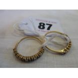 9ct Gold eternity rings (2)