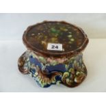 Majolica pot stand