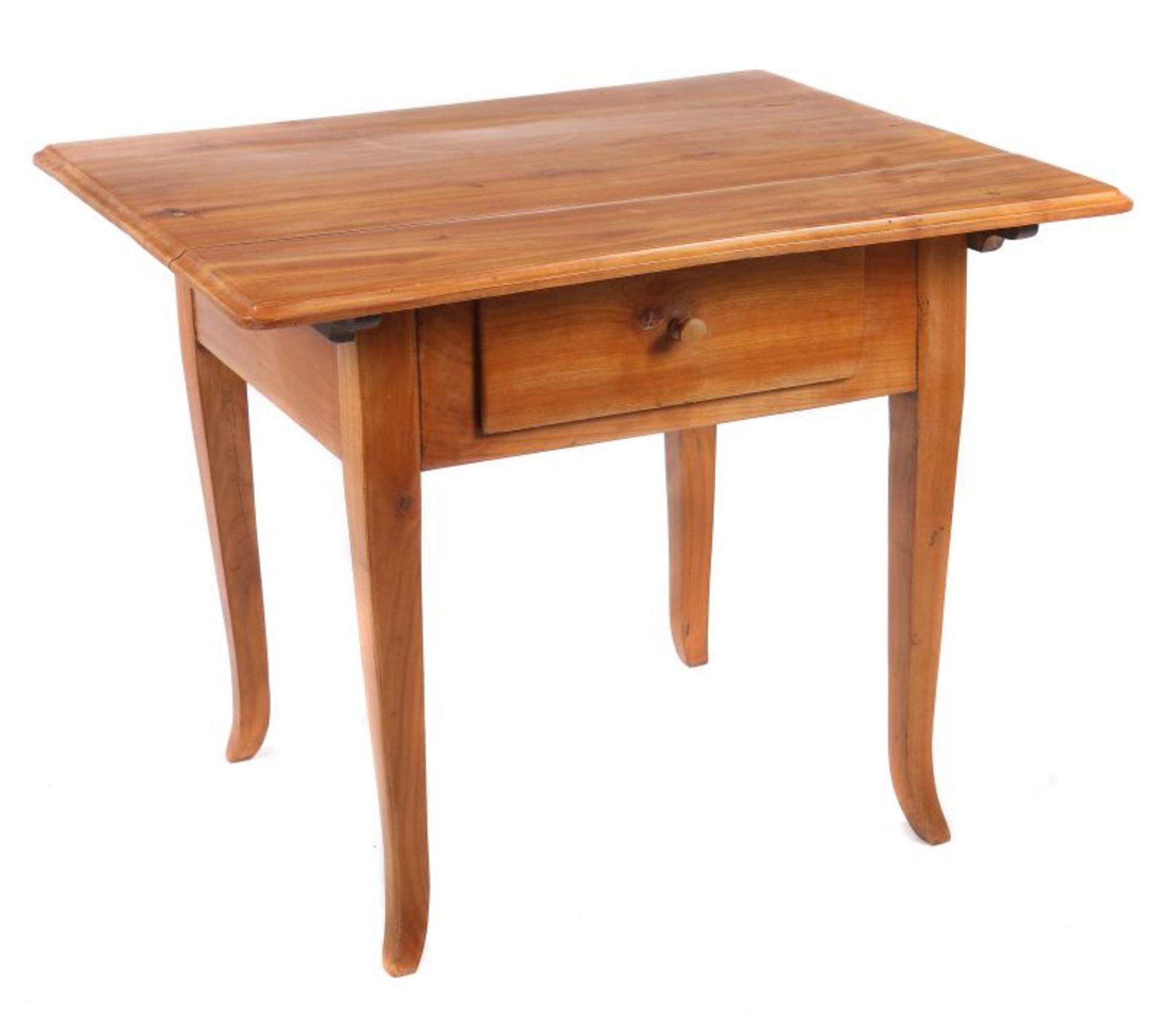 Tisch mit Schubfach um 1820, Kirschbaum massiv, Vierkantspitzbeine mit leicht geschwungenen Füßen,