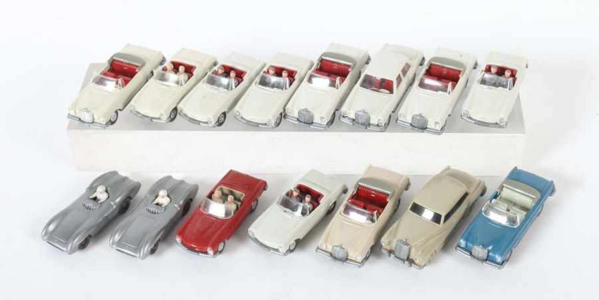 Konvolut Mercedes-Benz Wiking, M: 1:87, meist 1960er/70er Jahre, 15-tlg. best. aus: 11 Carios, 2 - Image 2 of 2