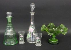 LOT 5 TEILE JUGENDSTILGLAS teils bemalt. A LOT OF 5 ART NOUVEAU GLASS PIECES partly painted.