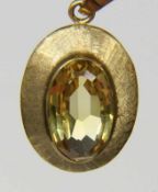 ANHÄNGER MIT CITRIN 333/000 Gelbgold. Brutto ca. 3,05g, ca. 23x15mm A PENDANT WITH CITRINE 333/000