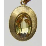 ANHÄNGER MIT CITRIN 333/000 Gelbgold. Brutto ca. 3,05g, ca. 23x15mm A PENDANT WITH CITRINE 333/000