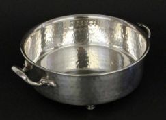 CHRISTIAN DIOR SCHALE Versilbertes Metall. Gest. D.20cm A CHRISTIAN DIOR BOWL Silver-plated metal.