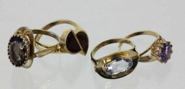 LOT VON 4 DAMENRINGEN MIT EDELSTEINEN 333/000 Gelbgold. Brutto ca. 14g A LOT OF 4 LADIES RINGS