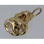 "NUGGET" ANHÄNGER, Feingold. L.2,1cm, ca. 4,4g ''A ''''NUGGET'''' PENDANT, refined gold. 2.1 mm