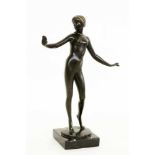 MARCEL KLEINE Weimar 1884 Tanzender Mädchenakt. Bronze, dunkel patiniert. Marmorsockel. Auf der