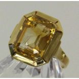 DAMENRING 585/000 Gelbgold mit Citrin. Gr. 52, brutto ca. 6,2g A LADIES RING 585/000 yellow gold