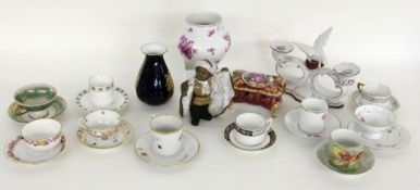 LOT 15 TEILE PORZELLAN A LOT OF 15 PORCELAIN ITEMS