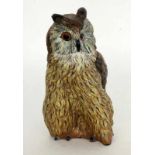 EULE Bemalte Wiener Bronze. H.19,5cm AN OWL Painted Vienna bronze. 19.5 cm high.