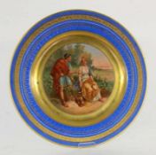 BILDTELLER Dresden um 1900 Blaue, goldstaffierte Fahne mit farbig gemalter Liebesszene im Spiegel.