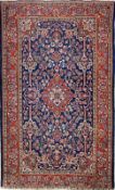 ALTER SAROUGH, PERSIEN. 203x133cm AN OLD SAROUK RUG, PERSIA. 203 x 133 cm