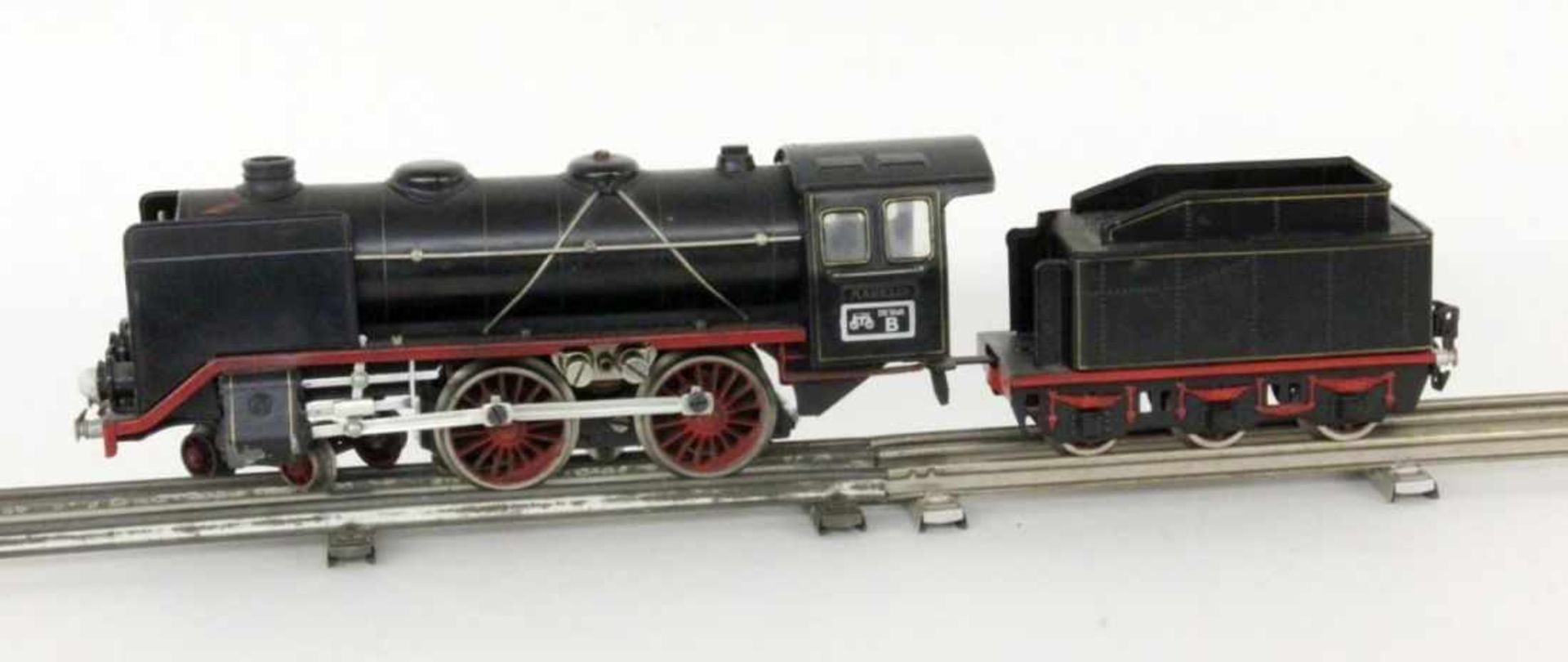 MÄRKLIN LOKOMOTIVE MIT TENDER 1930er Jahre 2-B Dampflok E 66/12920, Spur 0, elektrisch. Schwarz