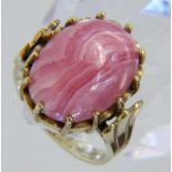 DAMENRING, 585/000 Gelbgold mit Rhodochrosit. Gr. 58, Brutto ca. 9,3g A LADIES' RING 585/000