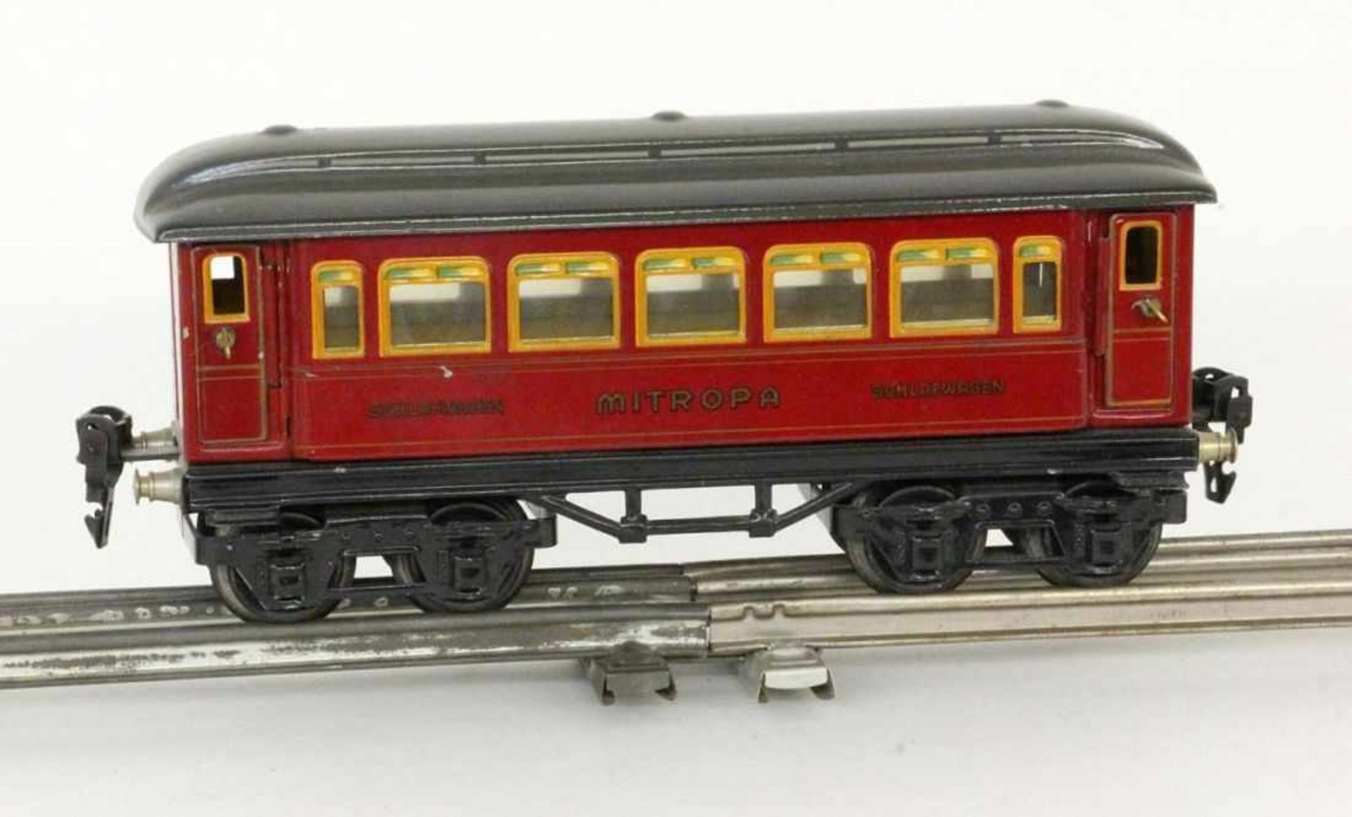 MÄRKLIN SCHNELLZUGWAGEN 1888 1930er Jahre Mitropa Schlafwagen. Spur 0. Rot lackiert, Türen zum