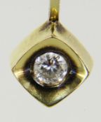 BRILLANTANHÄNGER 585/000 Gelbgold mit einem Solitär von ca. 0,25ct, W/si. Brutto ca. 1,4g A