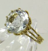 DAMENRING 585/000 Gelbgold mit Aquamarin. Gr. 57, Brutto ca. 7,2g A LADIES' RING 585/000 yellow gold