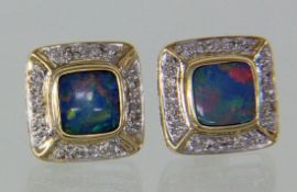 PAAR OPAL-OHRSTECKER 585/000 Gelbgold mit schwarzen Opalen auf Muttergestein und Diamantkranz.