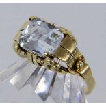 DAMENRING585/000 Gelbgold mit Aquamarin. Gr. 58, Brutto ca. 3,9gA LADIES' RING 585/000 yellow gold