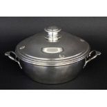 DECKELTERRINEVersilbertes Metall. D.19cm, H.13cmA TUREEN WITH COVER Silver-plated metal. Diameter: