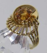 DAMENRING585/000 Gelbgold mit Citrin. Gr. 58, Brutto ca. 8,5gA LADIES' RING 585/000 yellow gold with