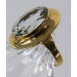 DAMENRING585/000 Gelbgold mit Aquamarin. Gr. 58, Brutto ca. 4gA LADIES' RING 585/000 yellow gold