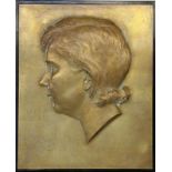 KOSSUTH, EGON JOSEFTroppau 1874 - 1949 Hartford, USA Frauenbildnis. Bronzerelief, signiert und