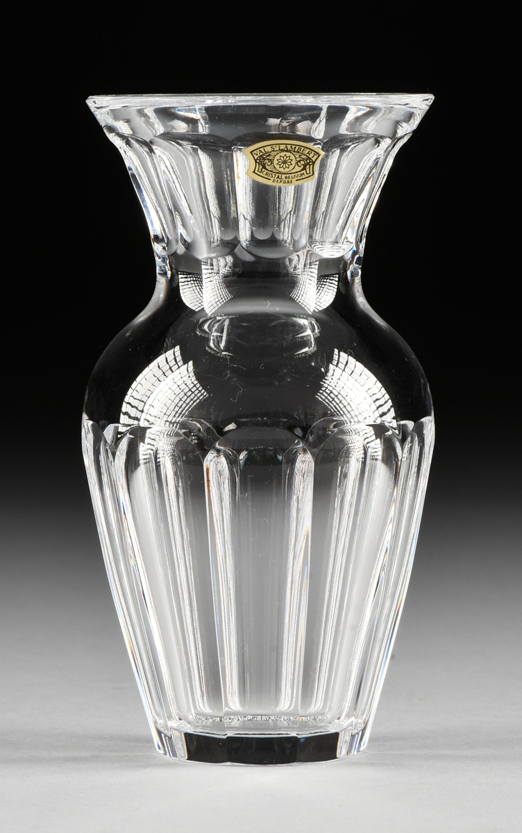 A GROUP OF TEN CUT CRYSTAL VESSELS, LATE 20TH CENTURY, comprising a Val St. Lambert baluster form - Image 6 of 10