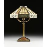 AN ART DECO BRADLEY & HUBBARD BRASS PATINATED BRONZE SLAG GLASS TABLE LAMP, INVENTED BY REUBEN F.