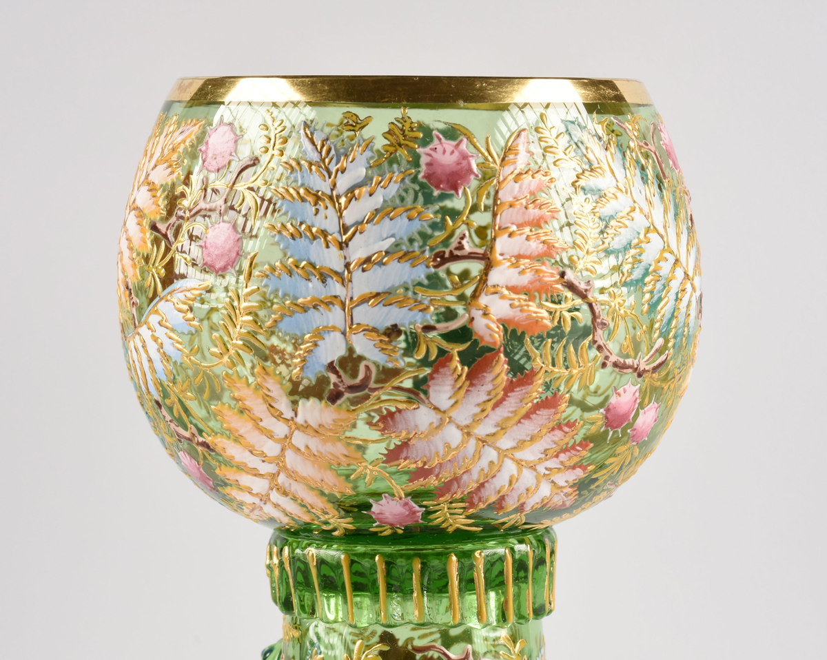 A LUDWIG MOSER & SOHNE GILT AND ENAMEL DECORATED GREEN GLASS GOBLET, KARLSBAD (KARLOVY VARY), - Image 5 of 10