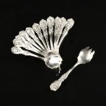 A SET OF TWELVE REED & BARTON STERLING SILVER ICE CREAM FORKS IN THE "FRANCIS I" PATTERN, TAUNTON,