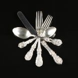 A SET OF ONE HUNDRED TWENTY-FOUR PIECES OF REED & BARTON STERLING SILVER FLATWARE IN THE "FRANCIS I"