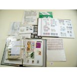 Stamps - a carton containing album and packets of collectors duplicates including QV1d red plates,