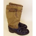 A pair of 1936 RAF issue pattern leather and canvas fleece lined flying boots - size 10