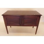 An Edwardian mahogany washstand