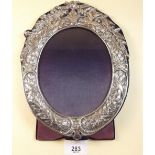 A decorative silver mounted picture frame, London 1990 - 25 x 19cm
