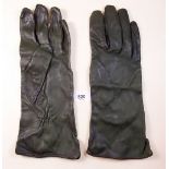 A pair of RAF issue Cape leather flying gloves - green, size 8 1/2
